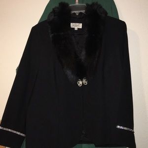 Women’s suit with skirt